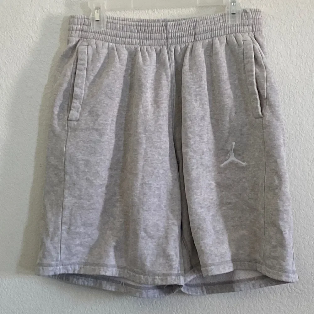 JORDAN Men’s Light Gray Shorts Size L